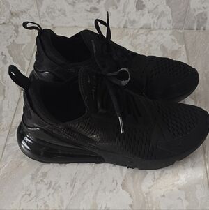 Nike Air MAX 270 Womens Triple Black Performance Running Sneakers (Unisex)